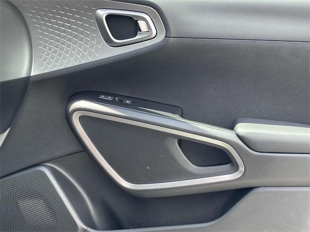 new 2025 Kia Soul car, priced at $21,375