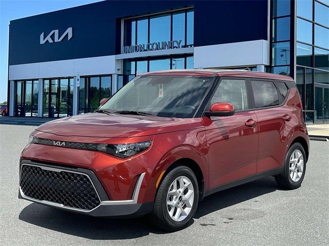 new 2025 Kia Soul car, priced at $21,375
