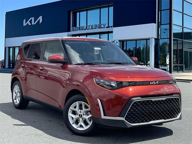 new 2025 Kia Soul car, priced at $21,375