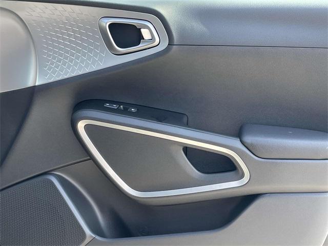 new 2025 Kia Soul car, priced at $24,093