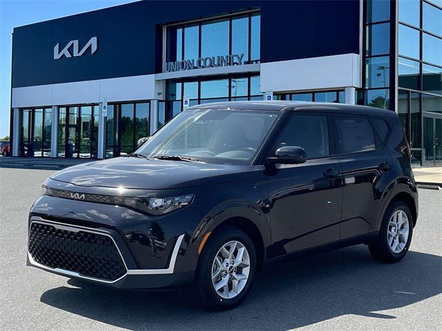new 2025 Kia Soul car, priced at $24,093