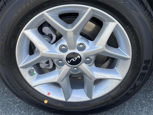 new 2025 Kia Soul car, priced at $24,093