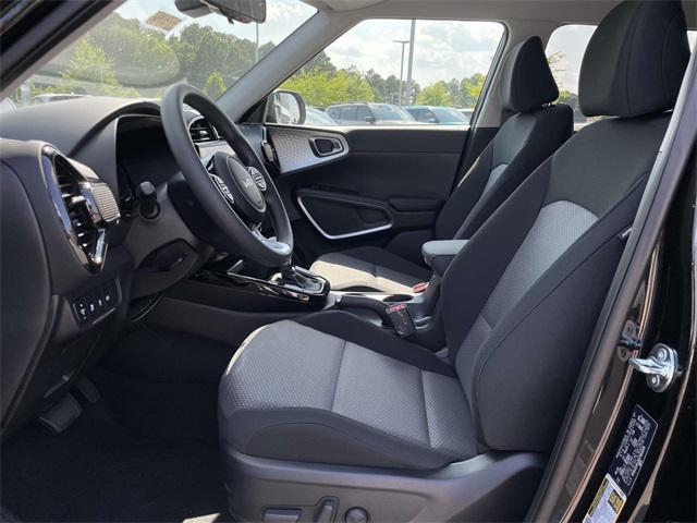 new 2025 Kia Soul car, priced at $24,093