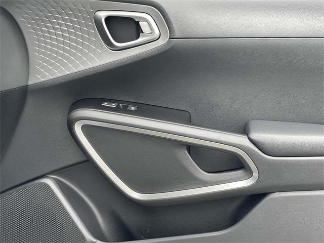 new 2025 Kia Soul car, priced at $24,093