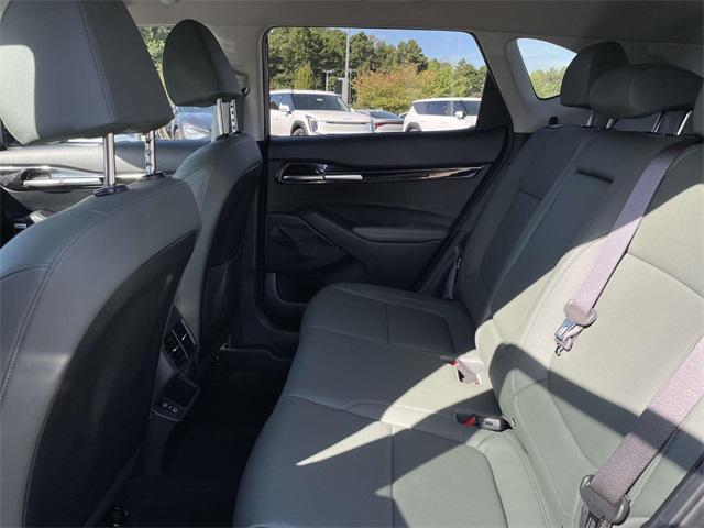 used 2024 Kia Seltos car, priced at $21,900
