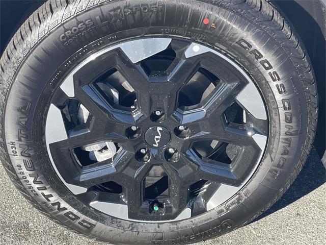 new 2026 Kia Sorento car, priced at $36,282