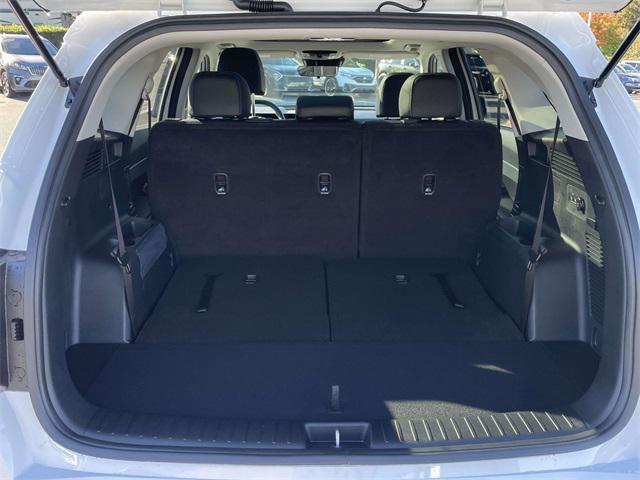 new 2026 Kia Sorento car, priced at $36,282