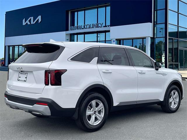 new 2025 Kia Sorento car, priced at $30,585