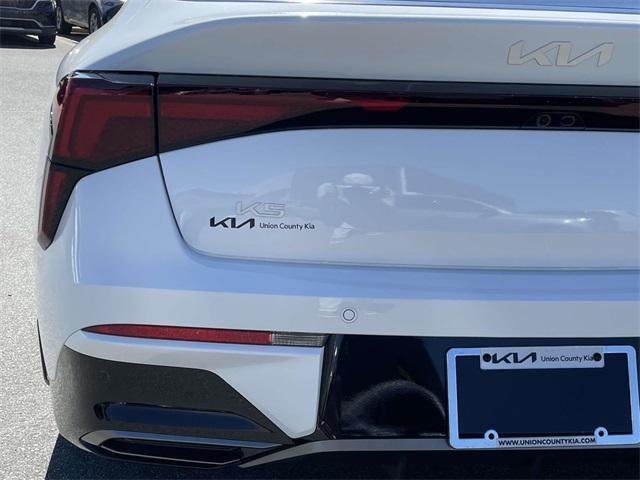 new 2025 Kia K5 car, priced at $28,202