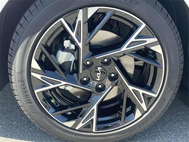 new 2025 Kia K5 car, priced at $28,202