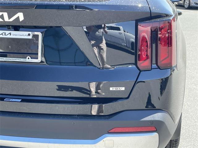 new 2025 Kia Sorento Hybrid car, priced at $38,116