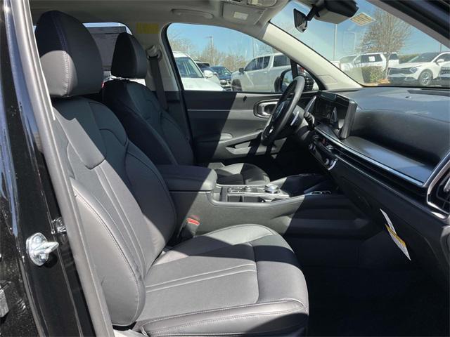 new 2025 Kia Sorento Hybrid car, priced at $38,116