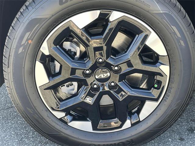 new 2025 Kia Sorento car, priced at $36,247