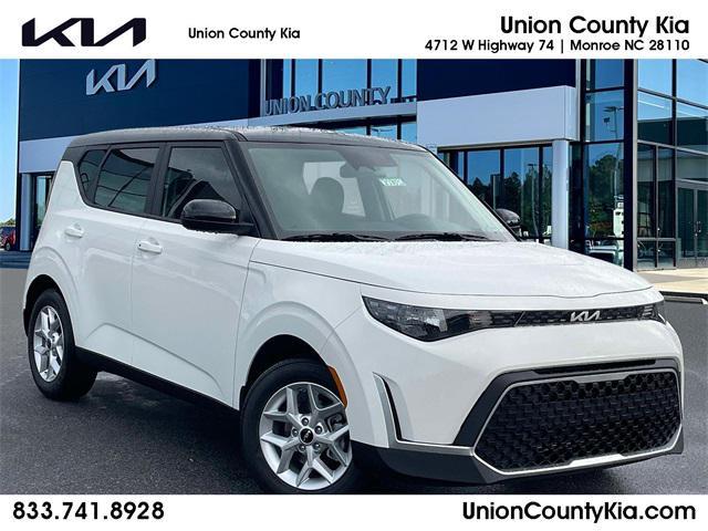 new 2025 Kia Soul car, priced at $23,950