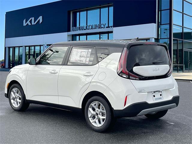 new 2025 Kia Soul car, priced at $23,950