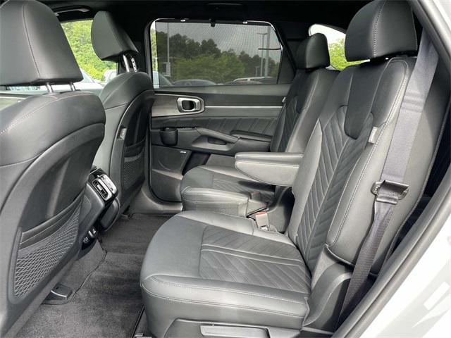 used 2025 Kia Sorento car, priced at $42,800
