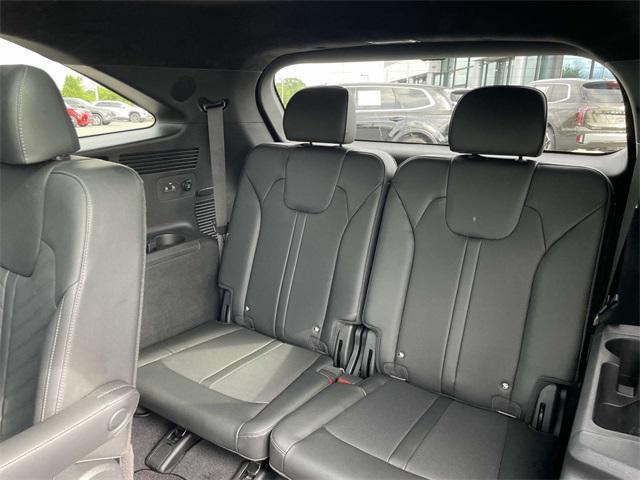 used 2025 Kia Sorento car, priced at $42,800
