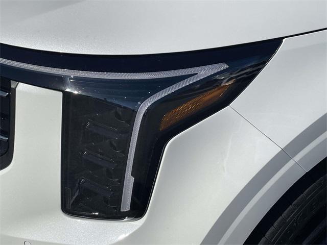 new 2026 Kia Carnival Hybrid car, priced at $53,297