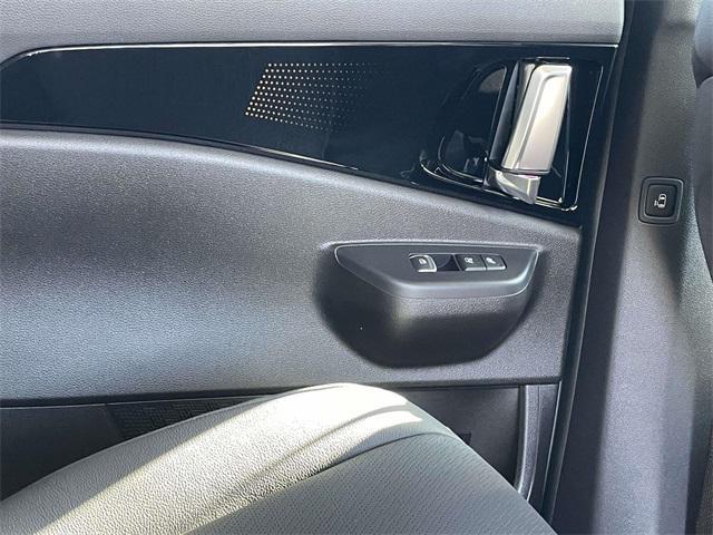 new 2026 Kia Carnival Hybrid car, priced at $53,297