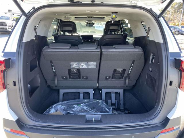 new 2026 Kia Carnival Hybrid car, priced at $53,297