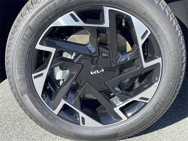 new 2025 Kia Sportage car, priced at $36,236