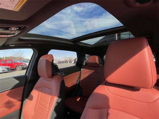 new 2025 Kia Sportage car, priced at $36,236