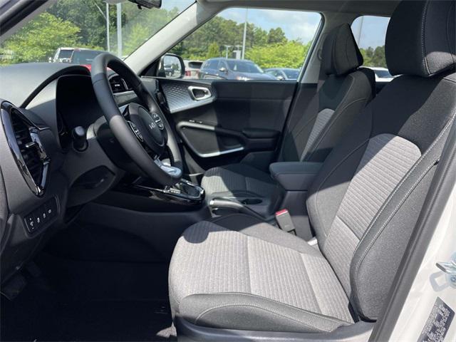 new 2025 Kia Soul car, priced at $25,606