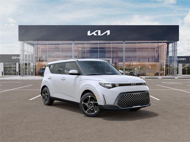 new 2025 Kia Soul car, priced at $25,606