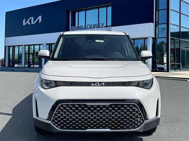 new 2025 Kia Soul car, priced at $25,606