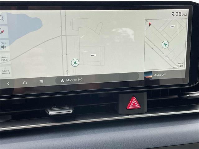 new 2025 Kia Carnival car, priced at $42,509