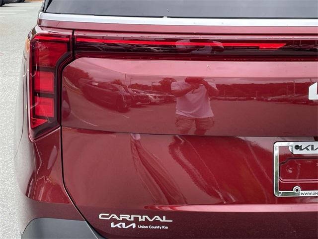 new 2026 Kia Carnival car, priced at $42,676