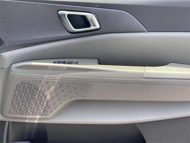 new 2026 Kia Carnival car, priced at $43,168