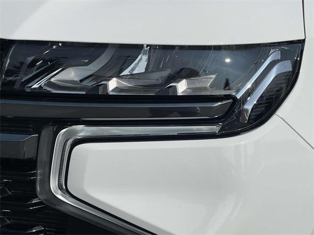 used 2021 Chevrolet Suburban car, priced at $47,990