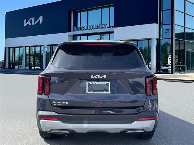 new 2025 Kia Sorento car, priced at $31,448