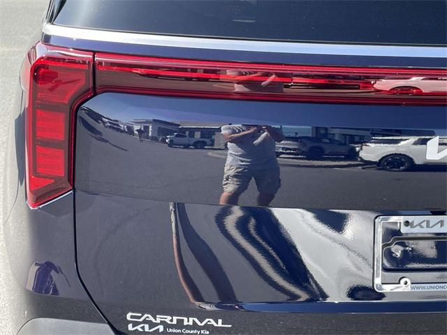new 2026 Kia Carnival car, priced at $42,676