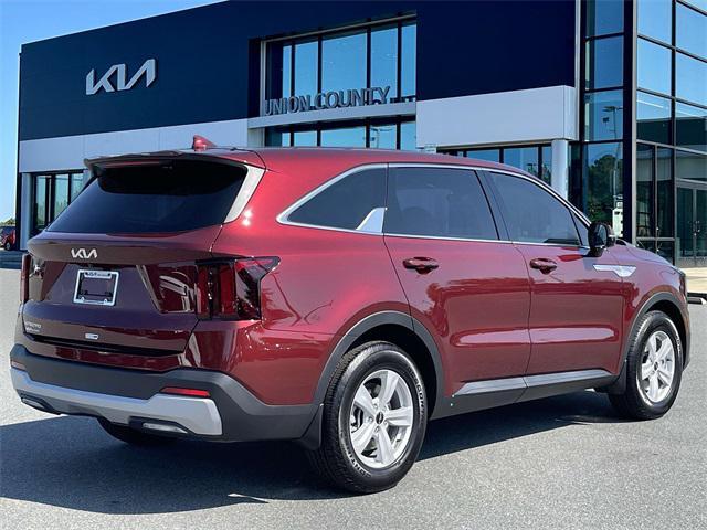 new 2025 Kia Sorento car, priced at $29,335