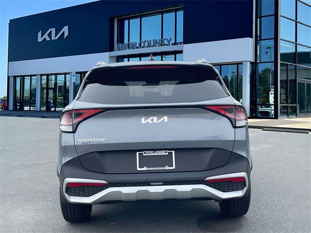 new 2025 Kia Sportage car, priced at $30,935