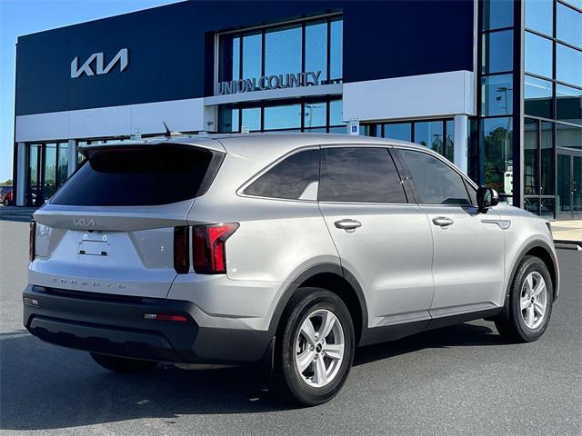 used 2022 Kia Sorento car, priced at $23,200