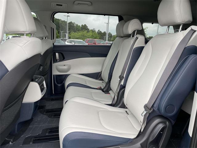 new 2025 Kia Carnival car, priced at $42,479