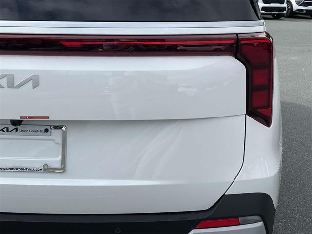 new 2025 Kia Carnival car, priced at $42,479