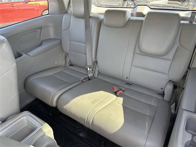 used 2017 Honda Odyssey car, priced at $13,998