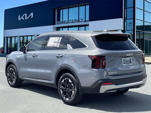 new 2025 Kia Sorento car, priced at $35,529