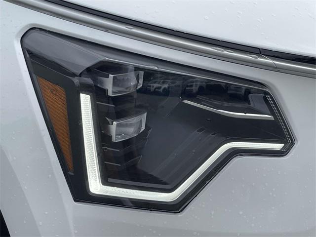 new 2025 Kia Niro car, priced at $35,087