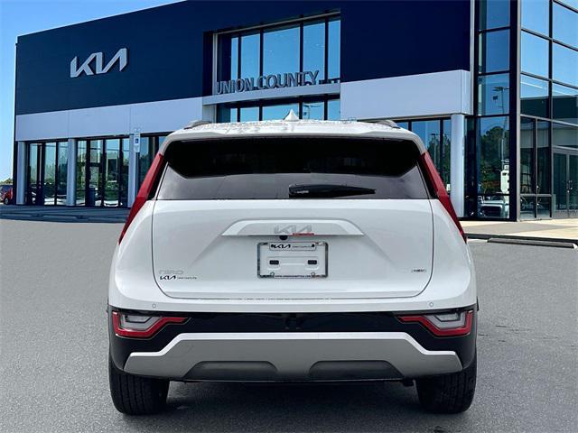 new 2025 Kia Niro car, priced at $35,087