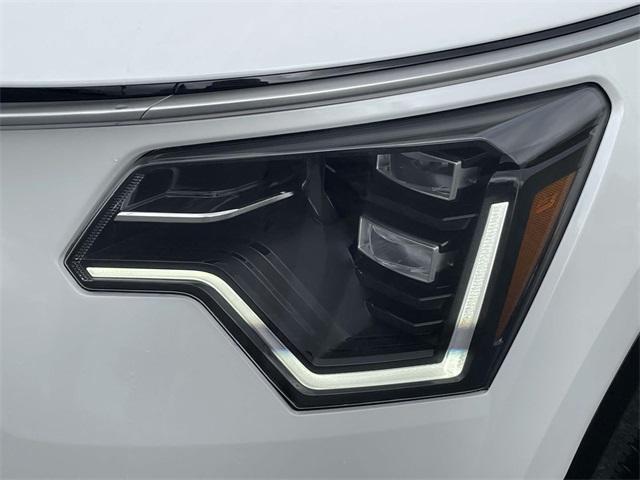 new 2025 Kia Niro car, priced at $35,087