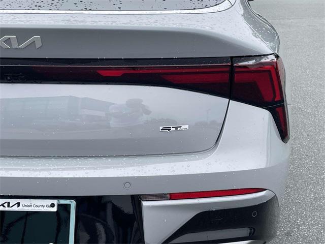 new 2025 Kia K5 car, priced at $30,319