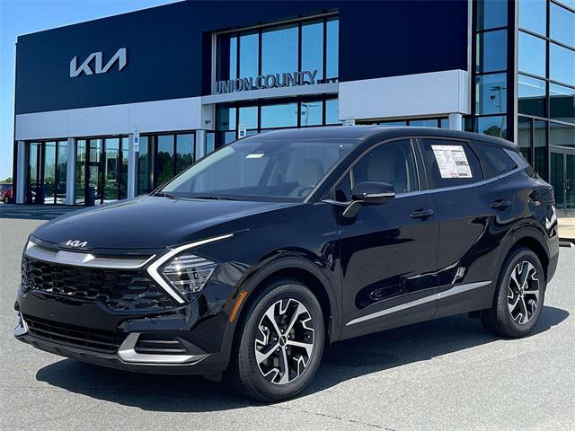 new 2025 Kia Sportage car, priced at $29,184