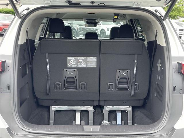 new 2025 Kia Carnival car, priced at $42,479