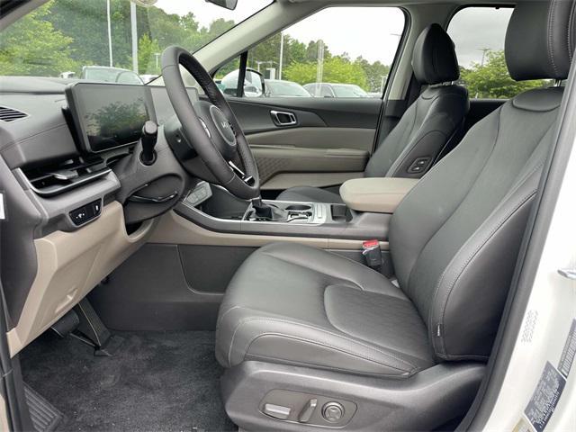 new 2025 Kia Carnival car, priced at $42,479