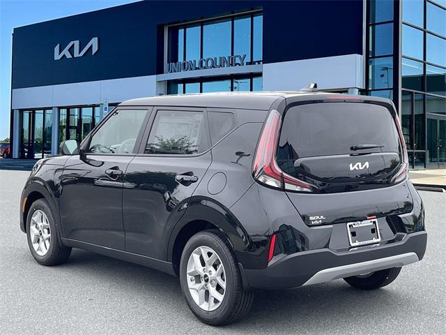 new 2025 Kia Soul car, priced at $23,893